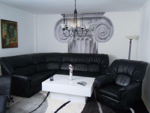 Hostal Guest House Perla