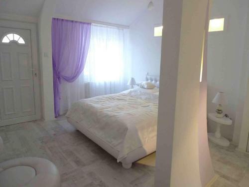 Hostal Guest House Perla