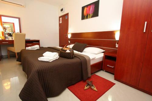 Hostal Guesthouse Villa Inn