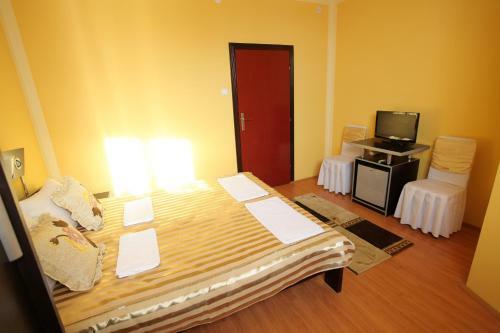 Hostal Villa Atina