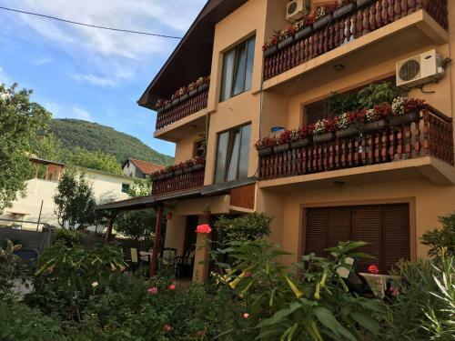 Apartamentos Pansion Velickovic