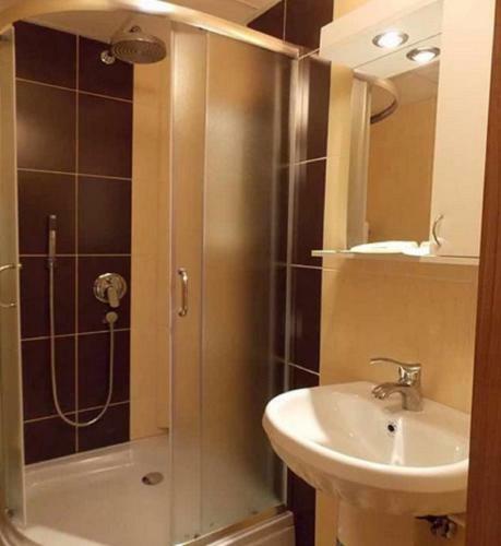 Hostal Guesthouse Vila Dnd