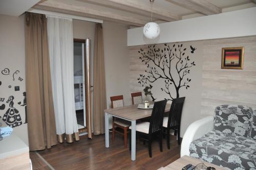 Apartments Petrovi?