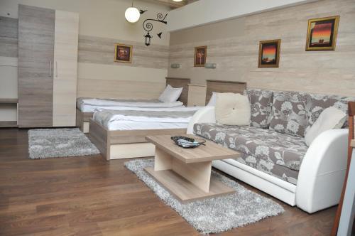 Apartments Petrovi?