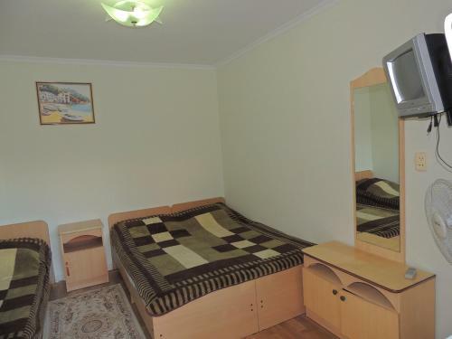 Hostal Briz Guest House