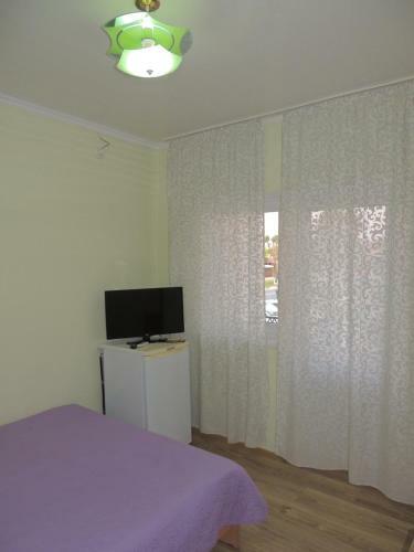 Hostal Briz Guest House