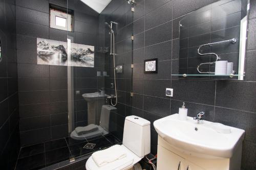 Hostal Guest House On Azovskaya 21
