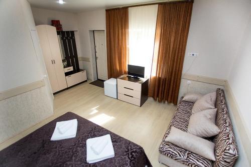 Hostal Guest House On Azovskaya 21