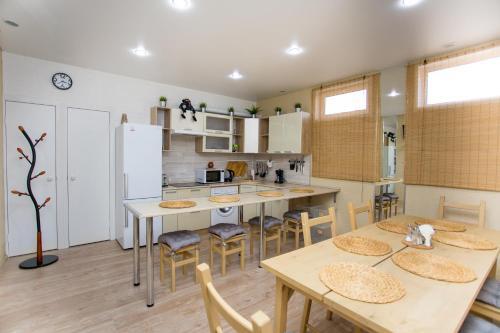 Hostal Guest House On Azovskaya 21