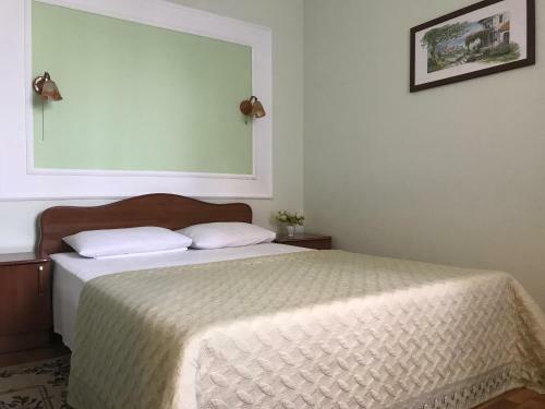 Hostal Sanvito Guest House