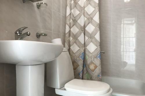 Hostal Sanvito Guest House