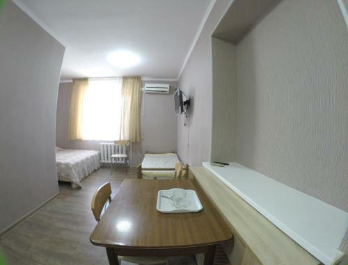 Hostal Guest House Equator