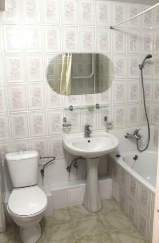 Hostal Guest House Equator