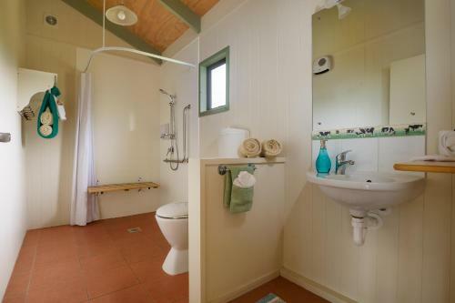 Longbourne Lodge Motel