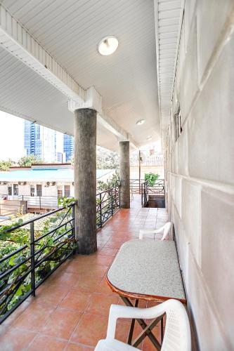 Apartment On Golubtsa 9