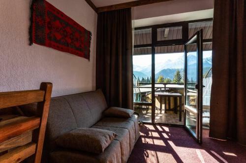 Rahat Hotel