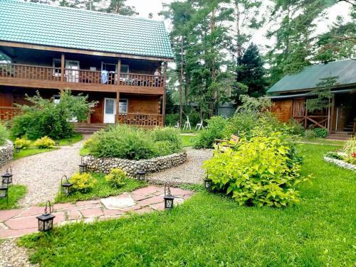 Tuyana Hotel