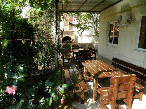 Hostal Dzhamayka Guest House