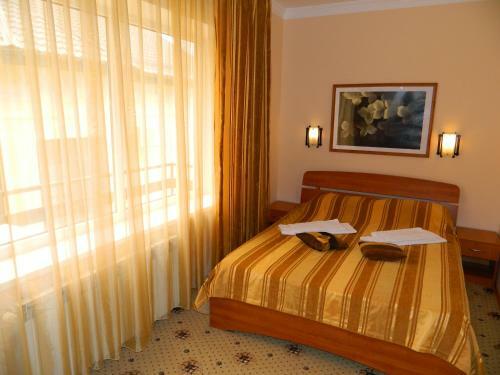 Hostal Dzhamayka Guest House