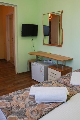 Hostal Argo Guest House