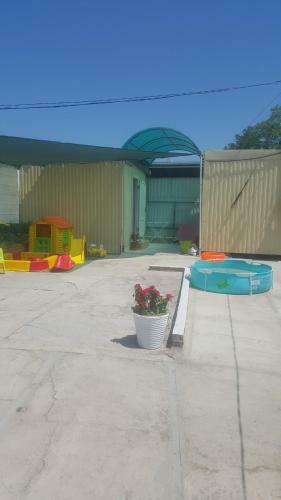 Hostal Guest House Leto