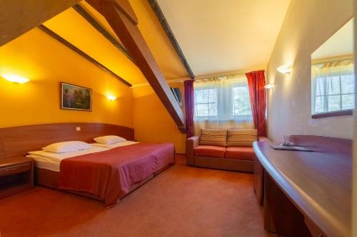 Aquatori Club Hotel