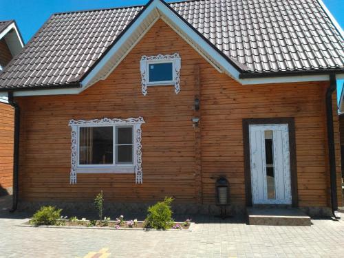 Hostal Guesthouse On Pribrezhnaya 73