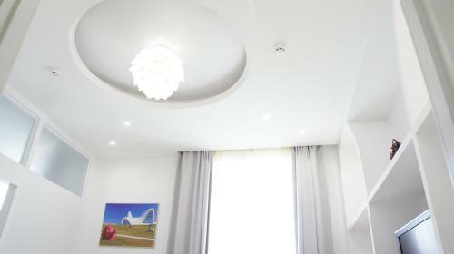 Hotel "5th Corner"