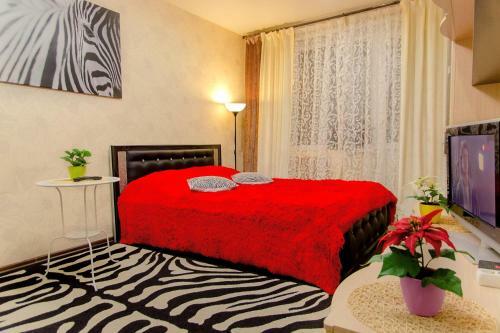 Apartments Chetaeva 36