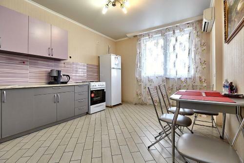 Apartments On Filatova "zviozdny
