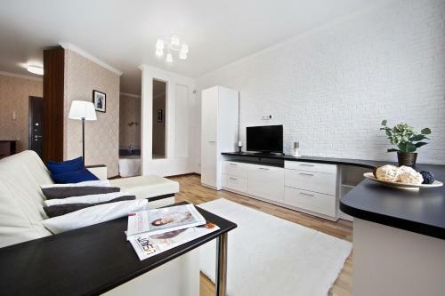 Apartment On Krasnaya 176 City Centre