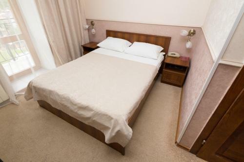 Hotel Krestovaya Pad