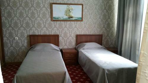 Admiral Hotel