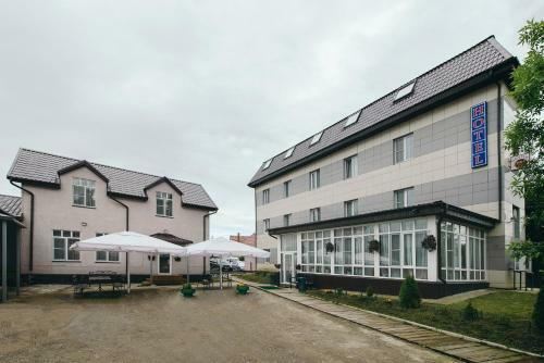 Hotel Iceberg House