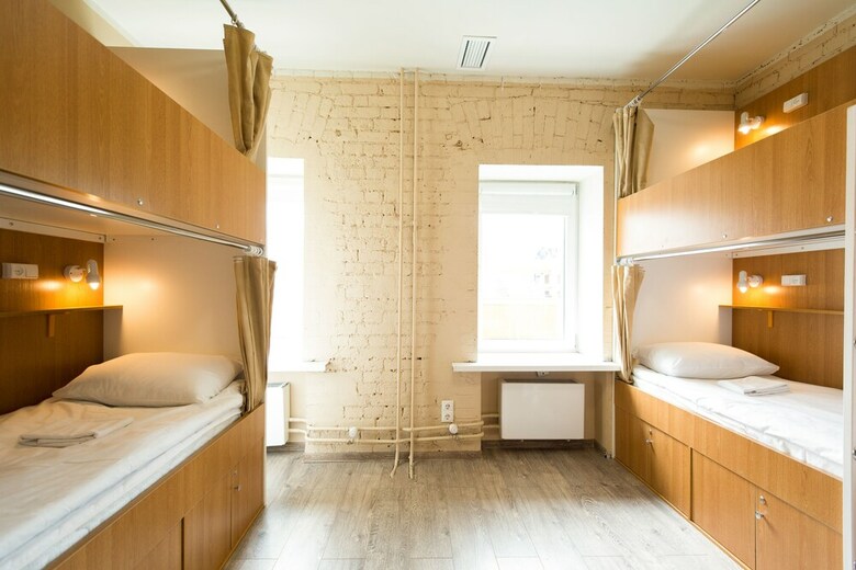 Makarov Hostel