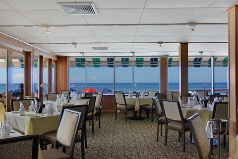 The Naples Beach Hotel & Golf Club