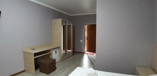 Hostal Kovcheg Guest House