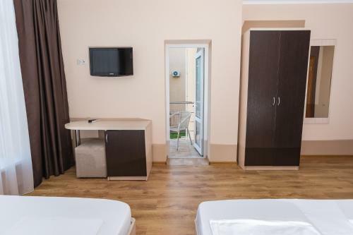 Yug Alliance Hotel