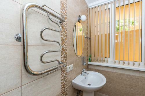 Yug Alliance Hotel