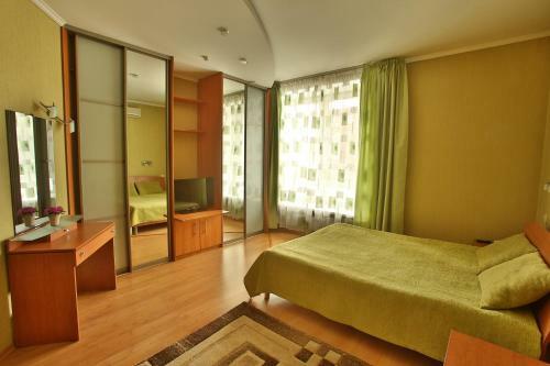 Hotel Complex Lotos
