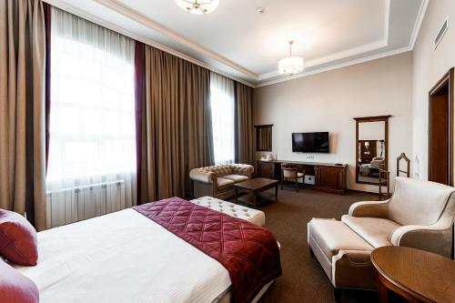 Grand Hotel