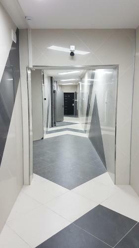 Apartment Avrora, Roza Lyuksemburg