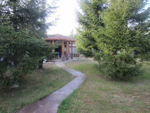 Cottage V Zelenoy Roshche