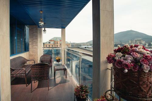 Burzhuy Hotel