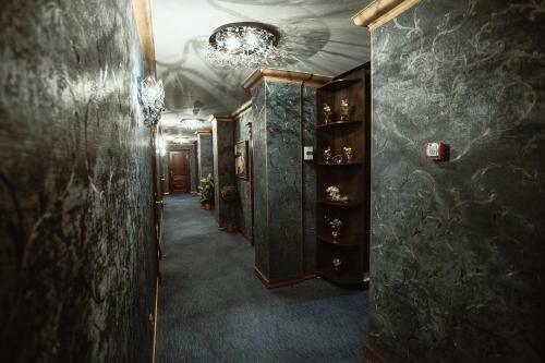 Burzhuy Hotel