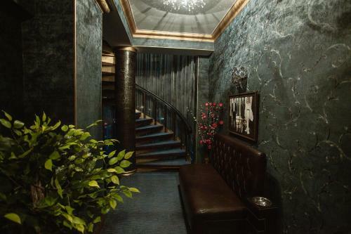 Burzhuy Hotel