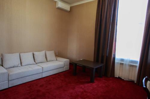 Gold Star Hotel