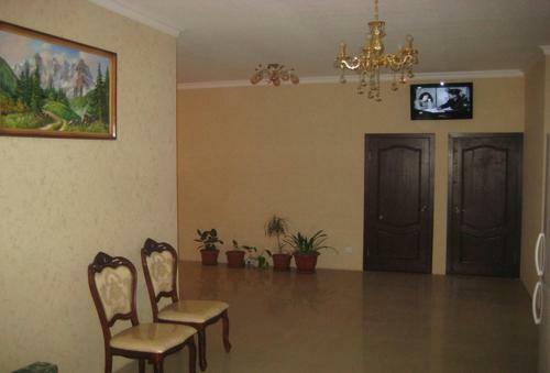 Hostal Guesthouse On Stroiteley 23