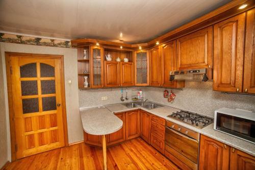 3- Room Apartments Tvardovskogo 22 B