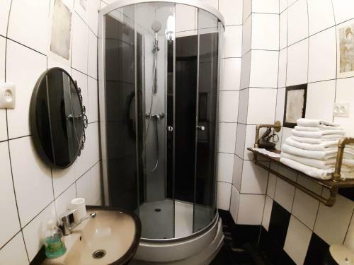 Hotel Night In Magic Villins Book